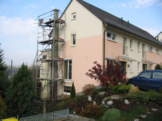 Moderner Heizkamin mit Gußeinsatz von Dovre